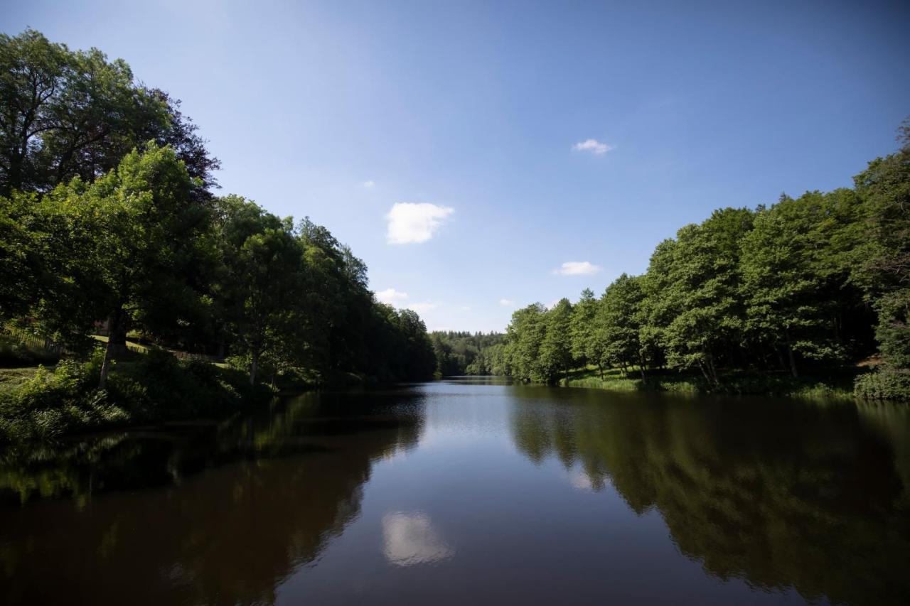 Chateau Du Pont D'Oye Habay-la-Neuve ภายนอก รูปภาพ