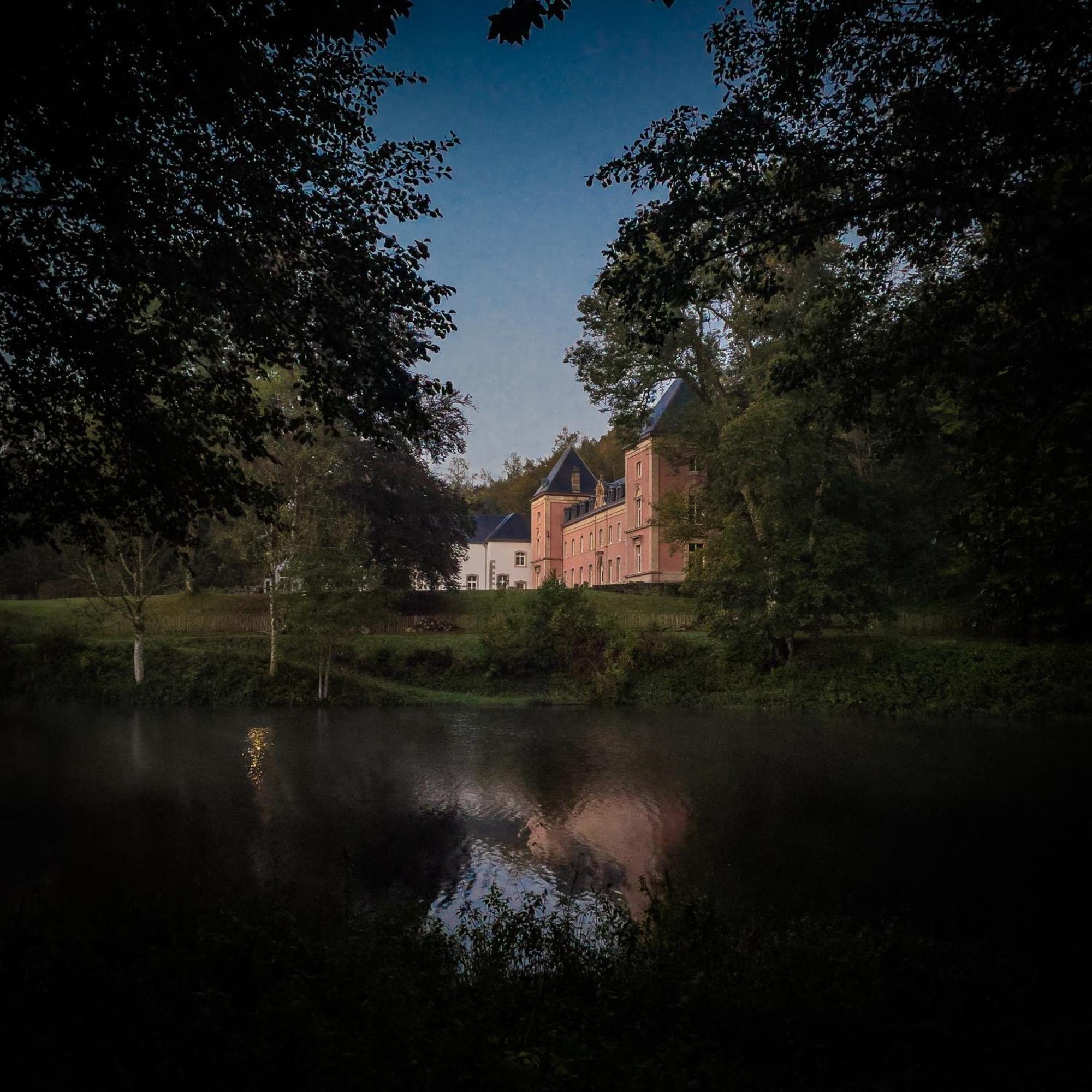 Chateau Du Pont D'Oye Habay-la-Neuve ภายนอก รูปภาพ