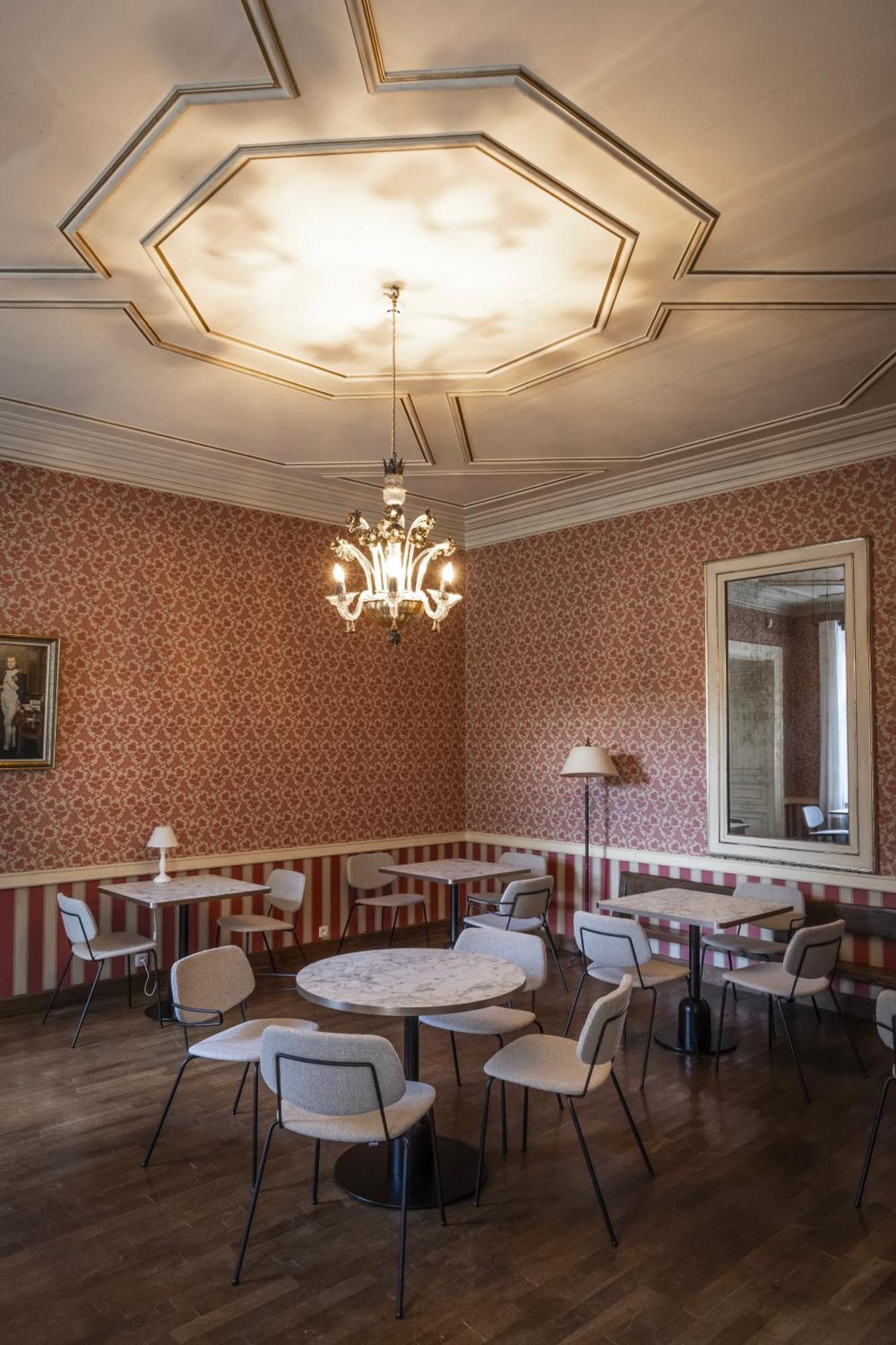 Chateau Du Pont D'Oye Habay-la-Neuve ภายนอก รูปภาพ